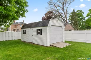 8 James St, Windsor Locks, CT 06096 - Photo 35