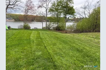 25 Lakeview Street, Thompson, CT 06277 - Photo 1
