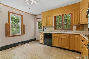 18 Dawn St, Fairfield, CT 06824 - Photo 9