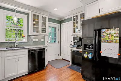 187 Southern Boulevard, Danbury, CT 06810 - Photo 9