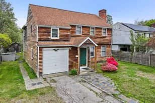 79 Fairfield Pl, Fairfield, CT 06824 - Photo 1