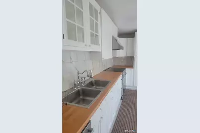 318 Grovers Avenue #2, Bridgeport, CT 06605 - Photo 3