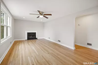 40 Circle Drive, Wallingford, CT 06492 - Photo 5