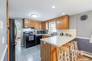 29 Magnolia Ave, Norwalk, CT 06850 - Photo 9