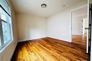 31 Brainerd Rd, Branford, CT 06405 - Photo 9