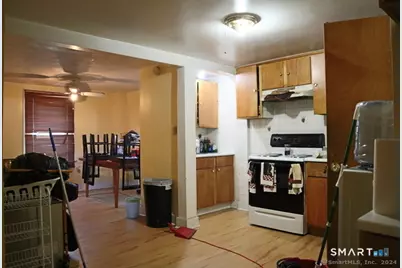 [Address not provided], New Haven, CT 06519 - Photo 17