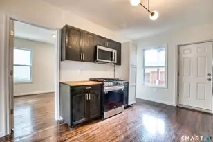 49-51 Kibbe St, Hartford, CT 06106 - Photo 5