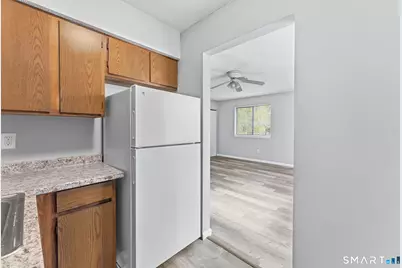 5 Warner St Extension #7B, Hartford, CT 06114 - Photo 9