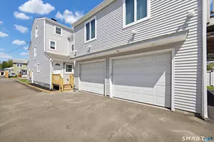 12 Center St, Stamford, CT 06906 - Photo 31