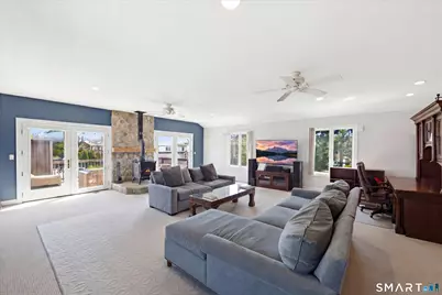 12 Center Street, Stamford, CT 06906 - Photo 9