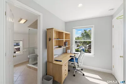 12 Center Street, Stamford, CT 06906 - Photo 15