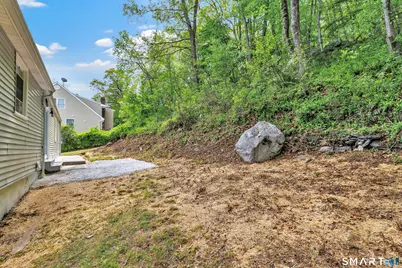 120 Hull Street, Ansonia, CT 06401 - Photo 37