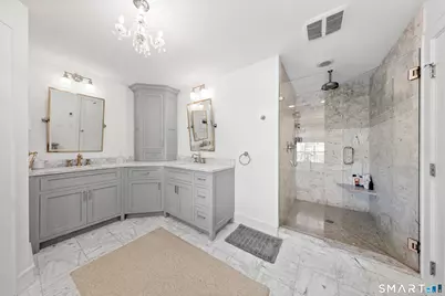 110 Smith Street, Fairfield, CT 06824 - Photo 15