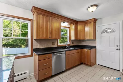 6 Highland Avenue, Seymour, CT 06483 - Photo 9