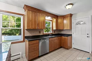 6 Highland Ave, Seymour, CT 06483 - Photo 9