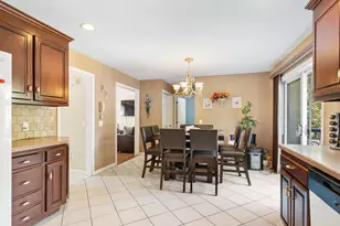541 Middlebury Rd, Watertown, CT 06795 - Photo 5
