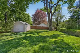 54 Thornton St, Hamden, CT 06517 - Photo 33