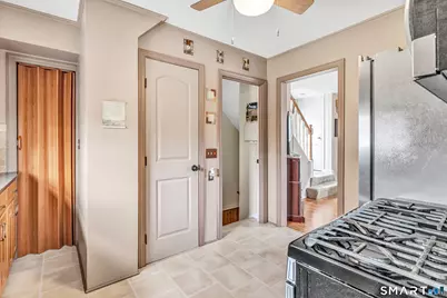 543 Woodstock Avenue, Stratford, CT 06614 - Photo 19