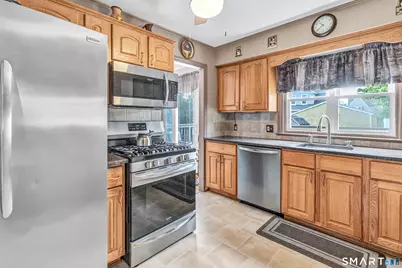 543 Woodstock Avenue, Stratford, CT 06614 - Photo 21