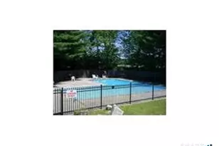 5 Nabby Rd, Danbury, CT 06811 - Photo 13