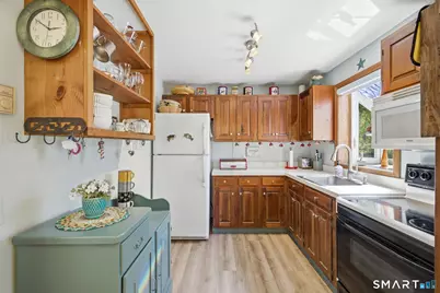 21 East Shore Drive, East Haddam, CT 06415 - Photo 19