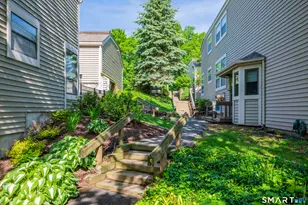 33 Stevens Pl, Rocky Hill, CT 06067 - Photo 37