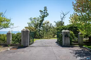 250 Davenport Dr, Stamford, CT 06902 - Photo 9