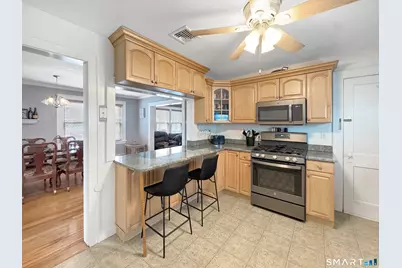 707 Hope Street, Stamford, CT 06907 - Photo 3