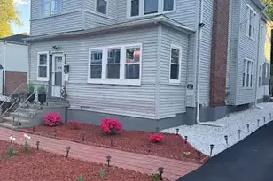 45 Greenfield St, Hartford, CT 06112 - Photo 9