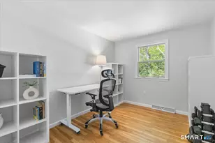47 London Ln, Stamford, CT 06902 - Photo 17