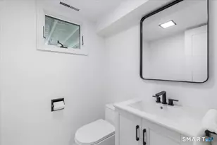 47 London Ln, Stamford, CT 06902 - Photo 21