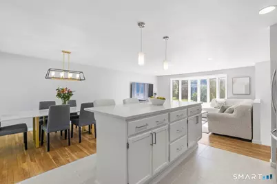 47 London Lane, Stamford, CT 06902 - Photo 9