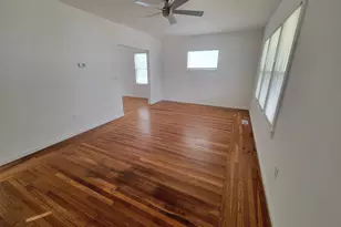 82 Helen St, Hamden, CT 06514 - Photo 5