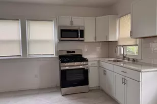 82 Helen St, Hamden, CT 06514 - Photo 5