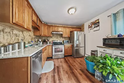 228 Oakville Avenue #D, Waterbury, CT 06708 - Photo 9