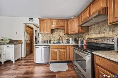 228 Oakville Avenue #D, Waterbury, CT 06708 - Photo 11