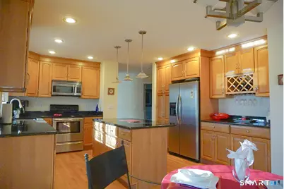 33 Knoll Ridge Court, Middletown, CT 06457 - Photo 11