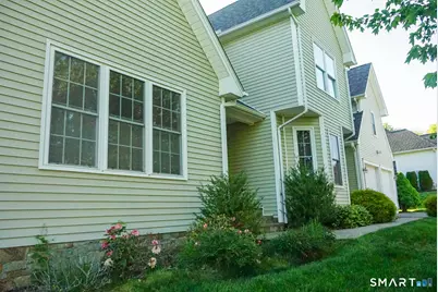 33 Knoll Ridge Court, Middletown, CT 06457 - Photo 3