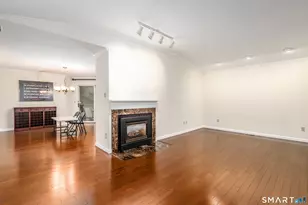 33 Brittania Dr, Danbury, CT 06811 - Photo 17