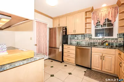 33 Brittania Drive, Danbury, CT 06811 - Photo 15