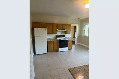 335 Hillside Avenue, Hartford, CT 06106 - Photo 3