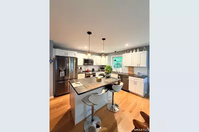 27 Hummingbird Way #27, Killingly, CT 06241 - Photo 5