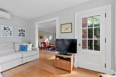 49 Arlington Road, West Hartford, CT 06107 - Photo 11