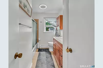 8 Mendes Road, Danbury, CT 06811 - Photo 17