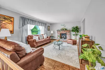 8 Mendes Road, Danbury, CT 06811 - Photo 5
