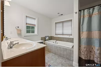 53 Hampton Road, Waterbury, CT 06708 - Photo 23