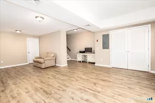 41 Short Oak Dr, Brookfield, CT 06804 - Photo 35