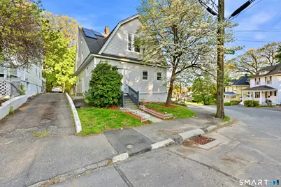 2 Oakland Avenue, Waterbury, CT 06710 - Photo 3