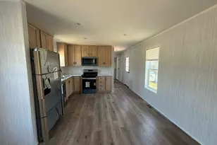 325 Kelly Rd, Vernon, CT 06066 - Photo 9