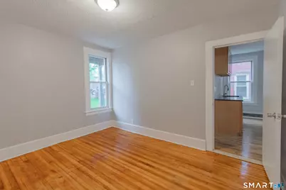 29 York Street #1, Hartford, CT 06106 - Photo 5